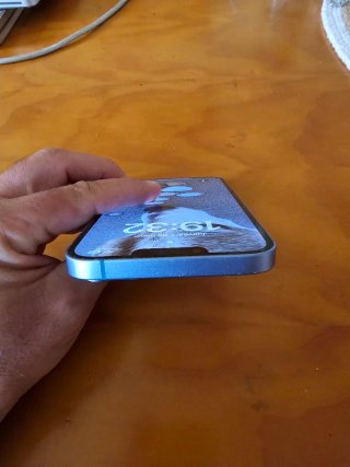 iPhone 14 Plus 256GB en color Azul cielo, Perfecto