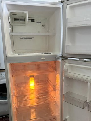 FRIGORÍFICO DOS PUERTAS LG NO FROST EN BLANCO