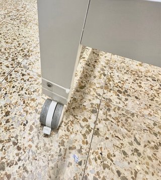 Cuna madera blanca con ruedas