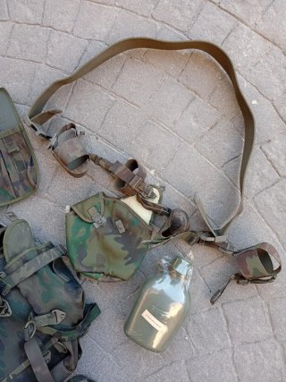 Mochila militar con complementos