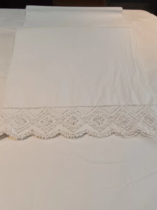 Juego de sábanas y funda de almohada antigua