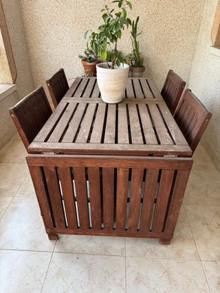 Mesa de terraza de madera maciza