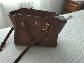 Bolso Michael Kors Marrón Correa