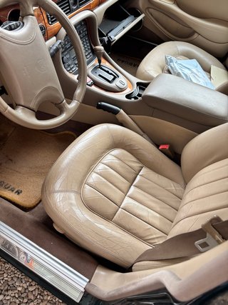 Jaguar XJ8 EXECUTIVE