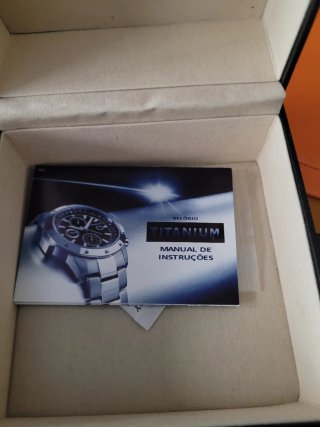 Reloj de Titanio