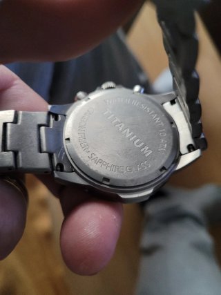 Reloj de Titanio