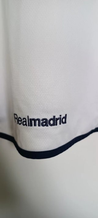 Camiseta entrenamiento real Madrid 05/06