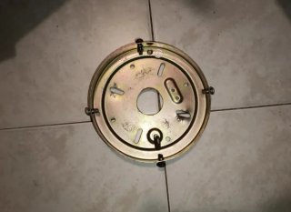 Ventilador de techo negro con ratán