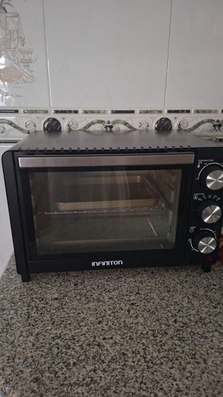 Horno Tostador INFINITON Negro