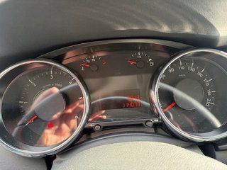 Peugeot 3008 2015 - Etiqueta C