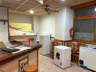 Negocio de  Bar, cafetería , pizzería !!!