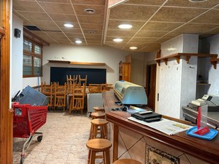Negocio de  Bar, cafetería , pizzería !!!