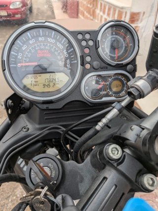 Royal Enfield Himalayan Negra