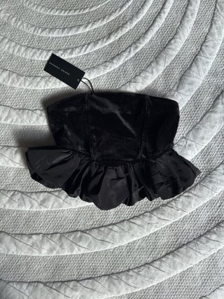 Top Bershka negro