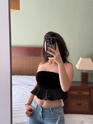 Top Bershka negro