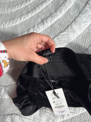 Top Bershka negro