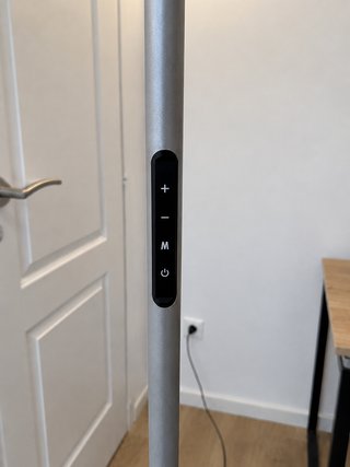 Lámpara de pie LED regulable 30W gris