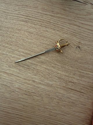 Juego Palillos Metal Espadas Decorativas