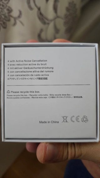 Cascos inalámbricos con bluetooth de color blanco