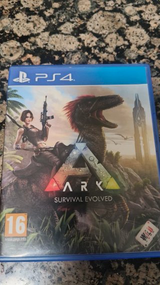 Juego ARK Survival Evolved PS4