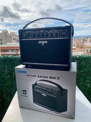 Amplificador Guitarra Boss Katana Mini X