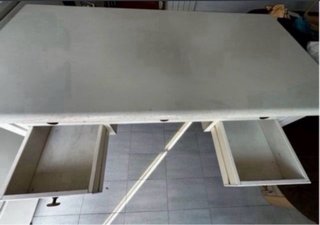 Escritorio de madera blanco. ULTIMO PRECIO!!