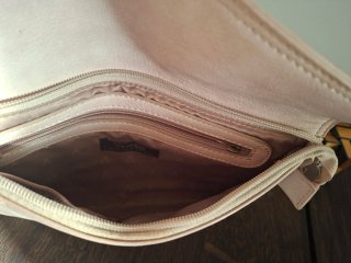 Pochette donna rosa e bianca