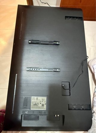 Samsung 43" 4k UHD UE43DU7172 Como Nueva.