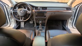 Skoda Superb Combi 2015