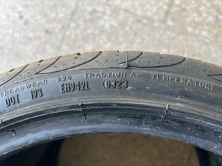 205/40/17 Pirelli Pzero Nero