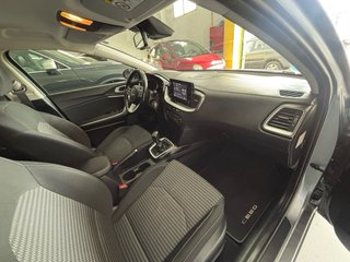 KIA Ceed 2022 1.6 MHEV 136cv 6vel etiqueta ECO