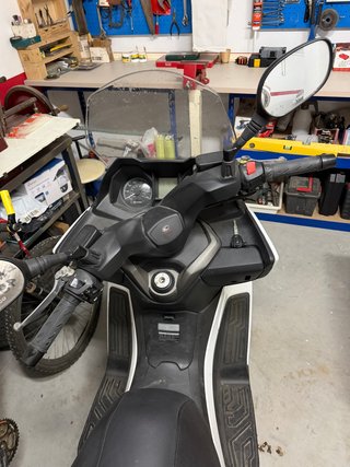 Kymco Grand Dink 125cc Blanca Scooter con 3000km