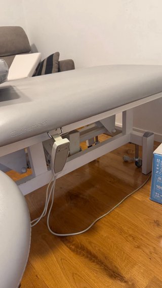 Camilla eléctrica BASIC de 2 cuerpos