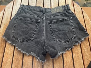 Camiseta y shorts vaqueros (Talla S)