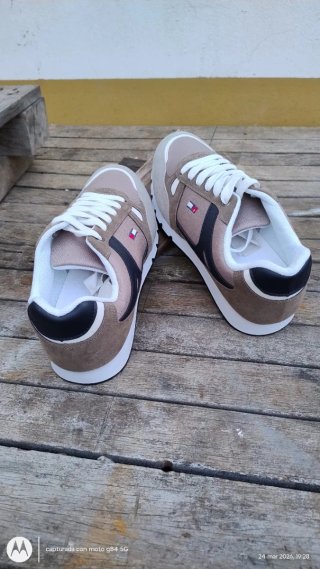 Zapatillas Tommy Hilfiger Hombre Beige/Marrón