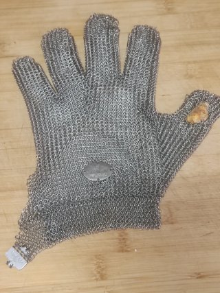 Guante de acero Niroflex usado