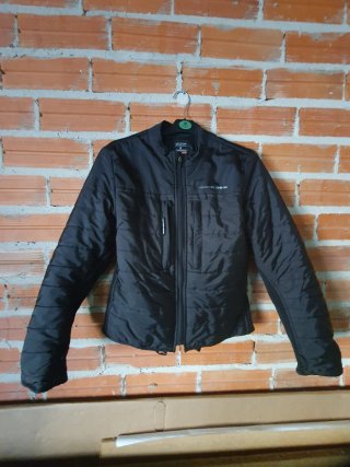 Chaqueta de moto negra