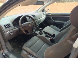 Volkswagen Golf 2004