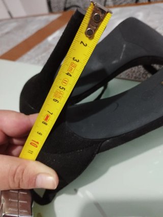 Sandalias de tacón negras para mujer