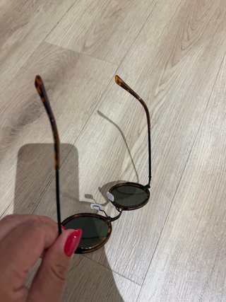 Gafas de sol mujer nuevas con estuche