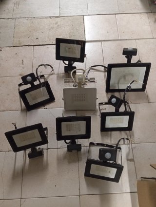 Set 7 faretti LED con sensore