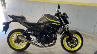YAMAHA MT-03 Negra y Amarilla