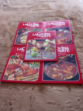 5 libros nuevos de recetas cocina en Coruña 10 €