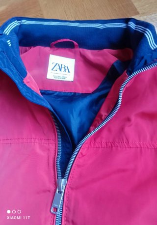 Cazadora Zara Roja Talla L