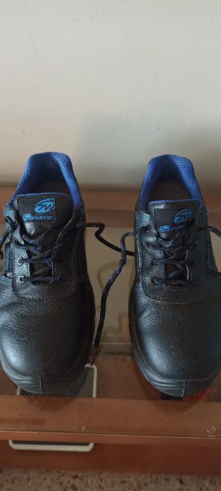 Zapatos de seguridad Wonders negros y azules