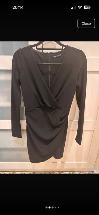 Vestido negro mini Zara