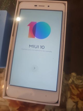 Lote 2 móviles, cargadores y auriculares