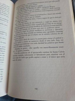 Crónicas de robots