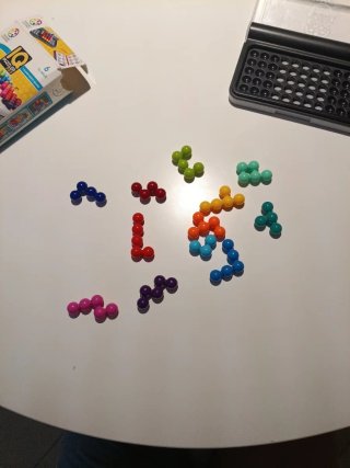 IQ Puzzler Pro Smart Games
