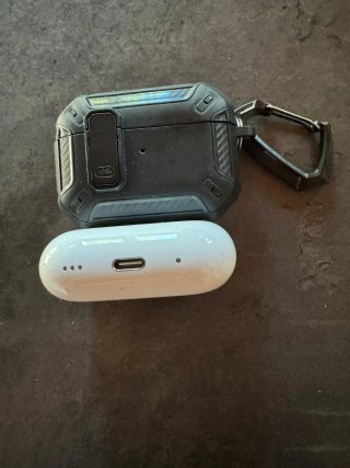 Apple AirPods Pro 2